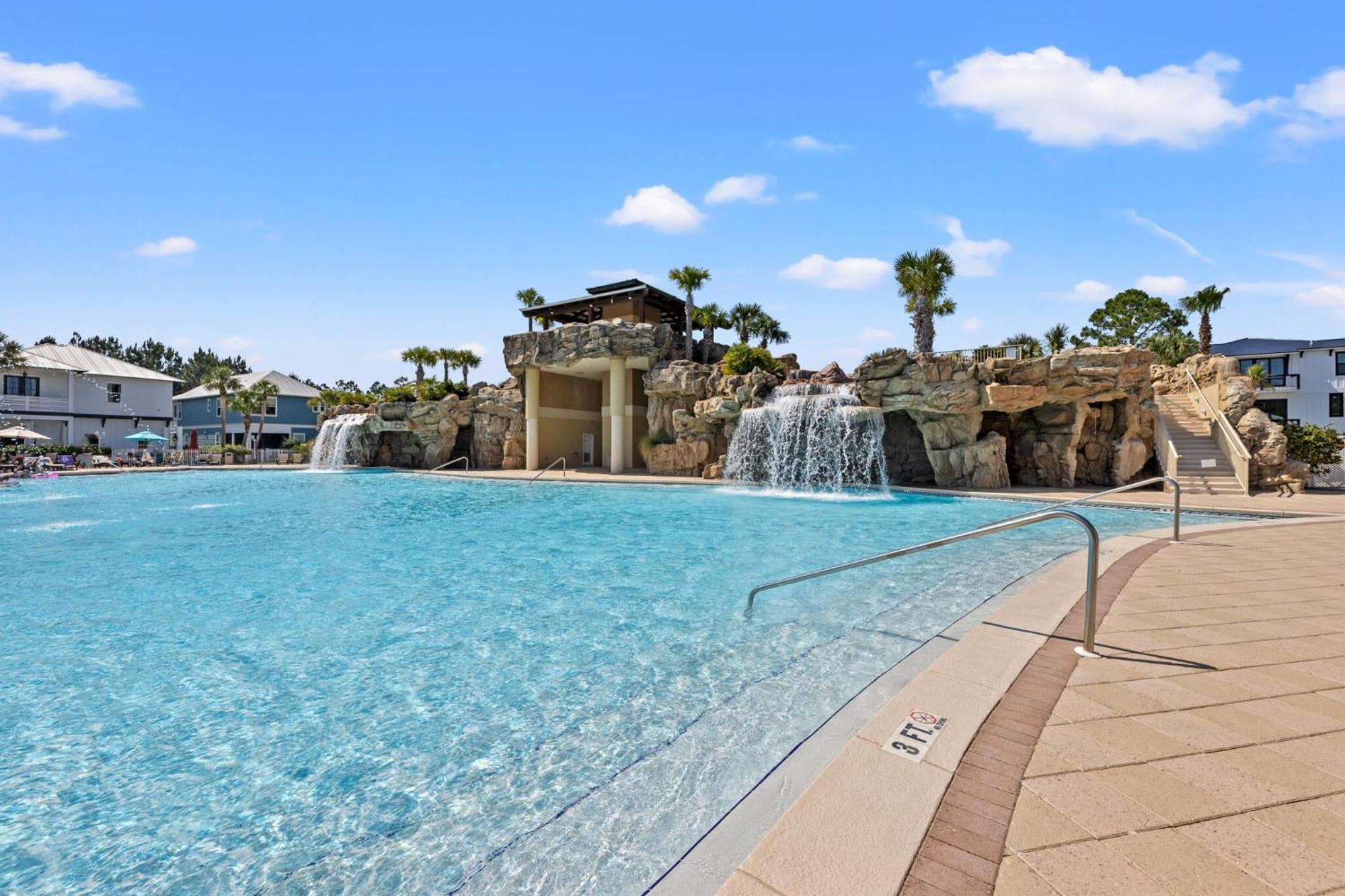 Cypress Breeze, Amazing Community Pool! - Private Outdoor Shower サンタ・ローザ・ビーチ エクステリア 写真